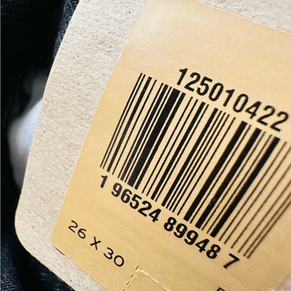 New Levi's Black 501 Ripped High Rise Jeans straight leg - Picture 8 of 8